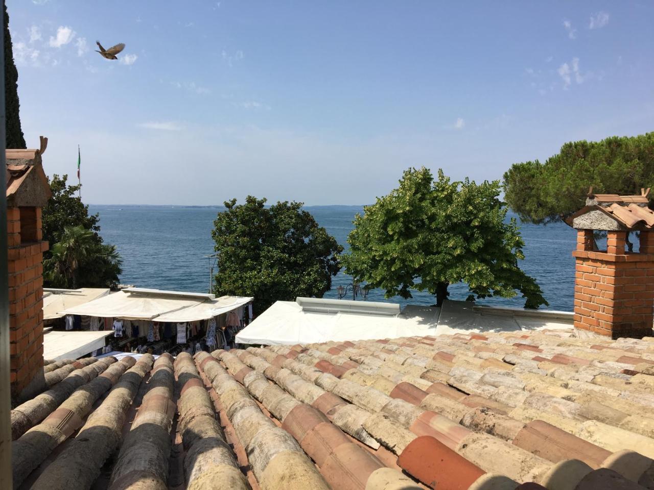 Welcome Traveller Merlo Nero Apartments Garda  Exterior foto