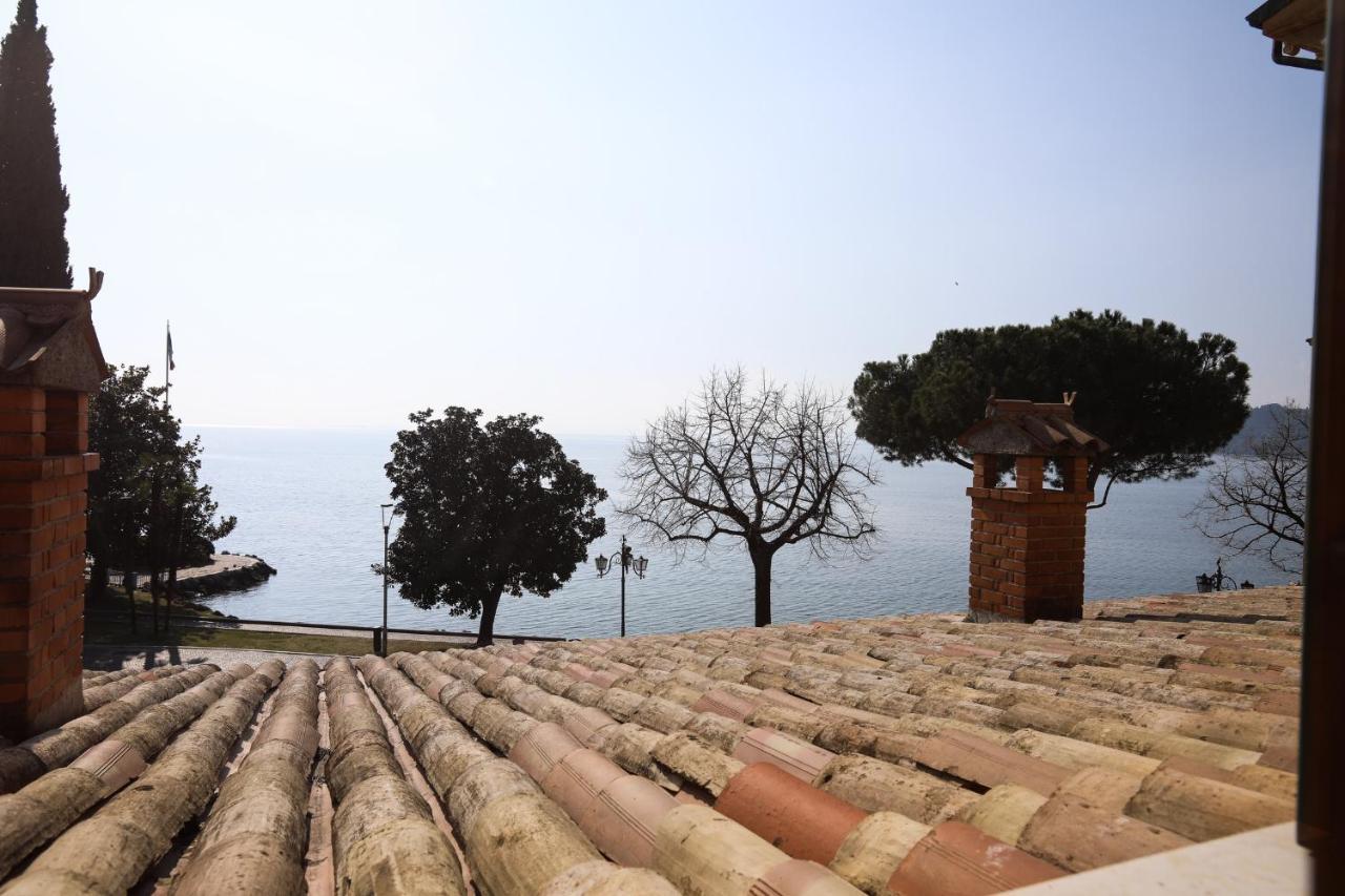Welcome Traveller Merlo Nero Apartments Garda  Exterior foto